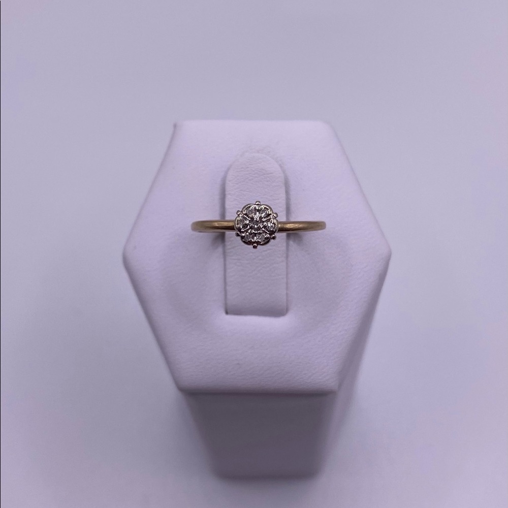 10k yellow and white gold Diamond cluster ring